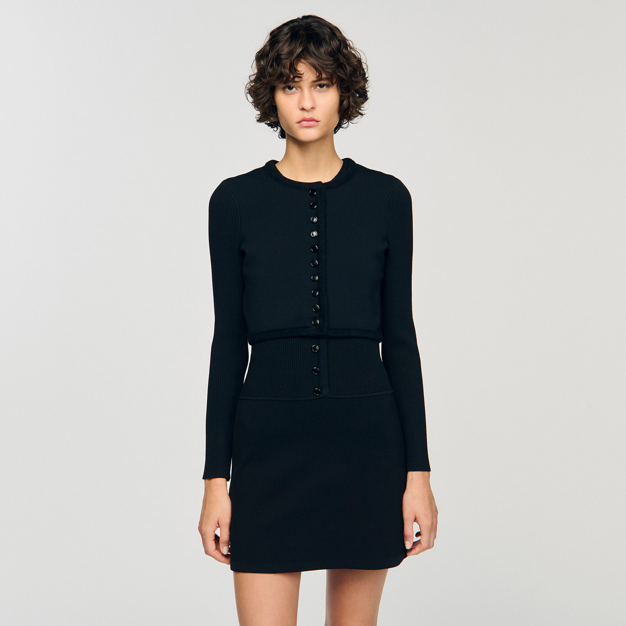 Cropped fine knit cardigan