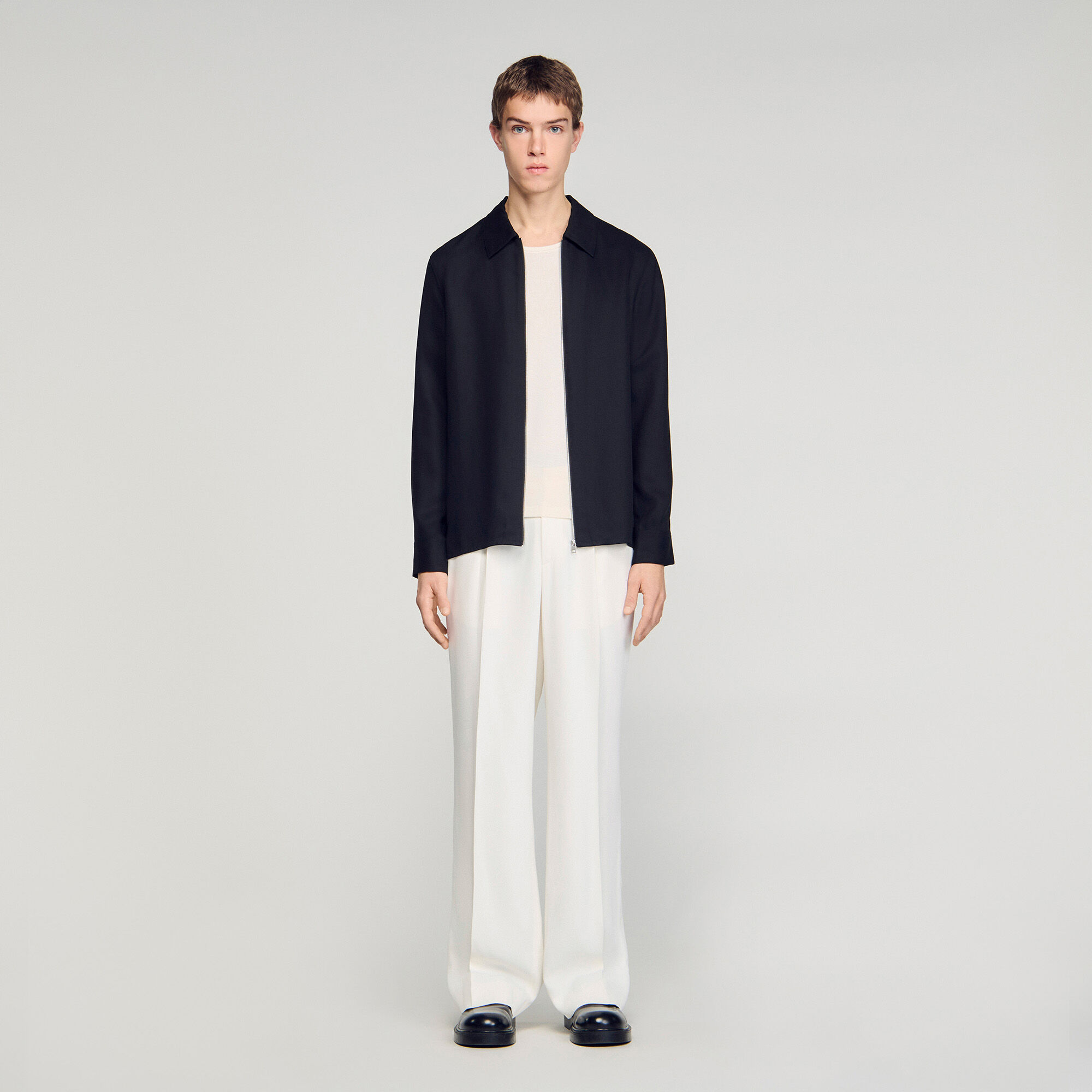 Loose-fit zip-up shirt