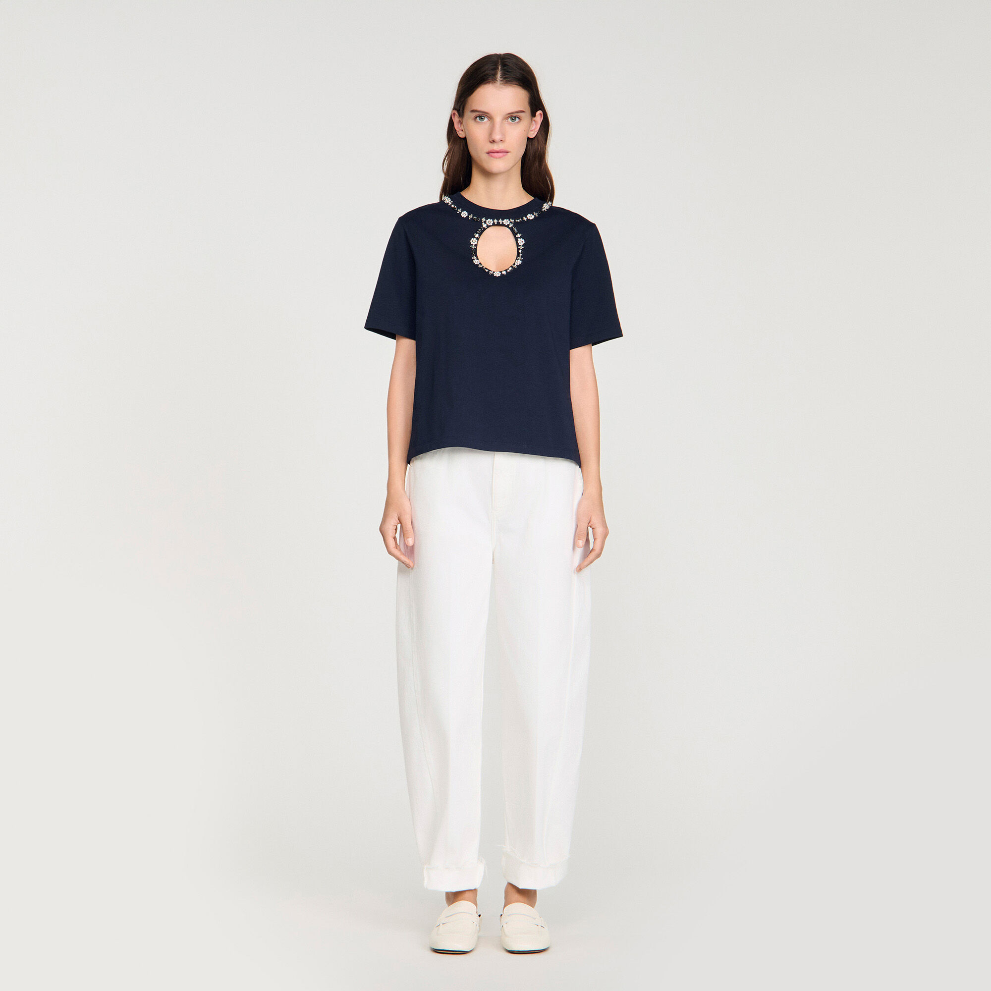 Rhinestone openwork T-shirt